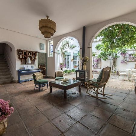 Patio Marquez Bed & Breakfast กอร์โดบา ภายนอก รูปภาพ