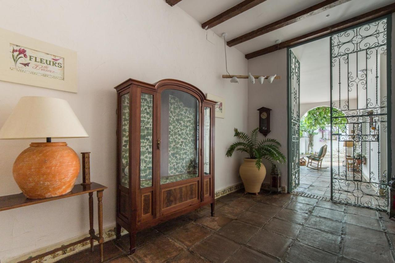 Patio Marquez Bed & Breakfast กอร์โดบา ภายนอก รูปภาพ