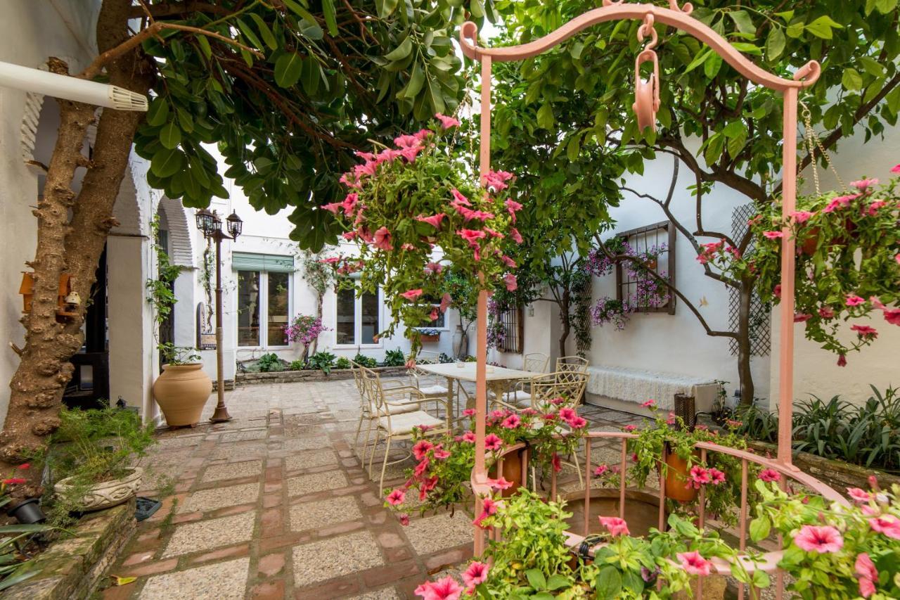 Patio Marquez Bed & Breakfast กอร์โดบา ภายนอก รูปภาพ