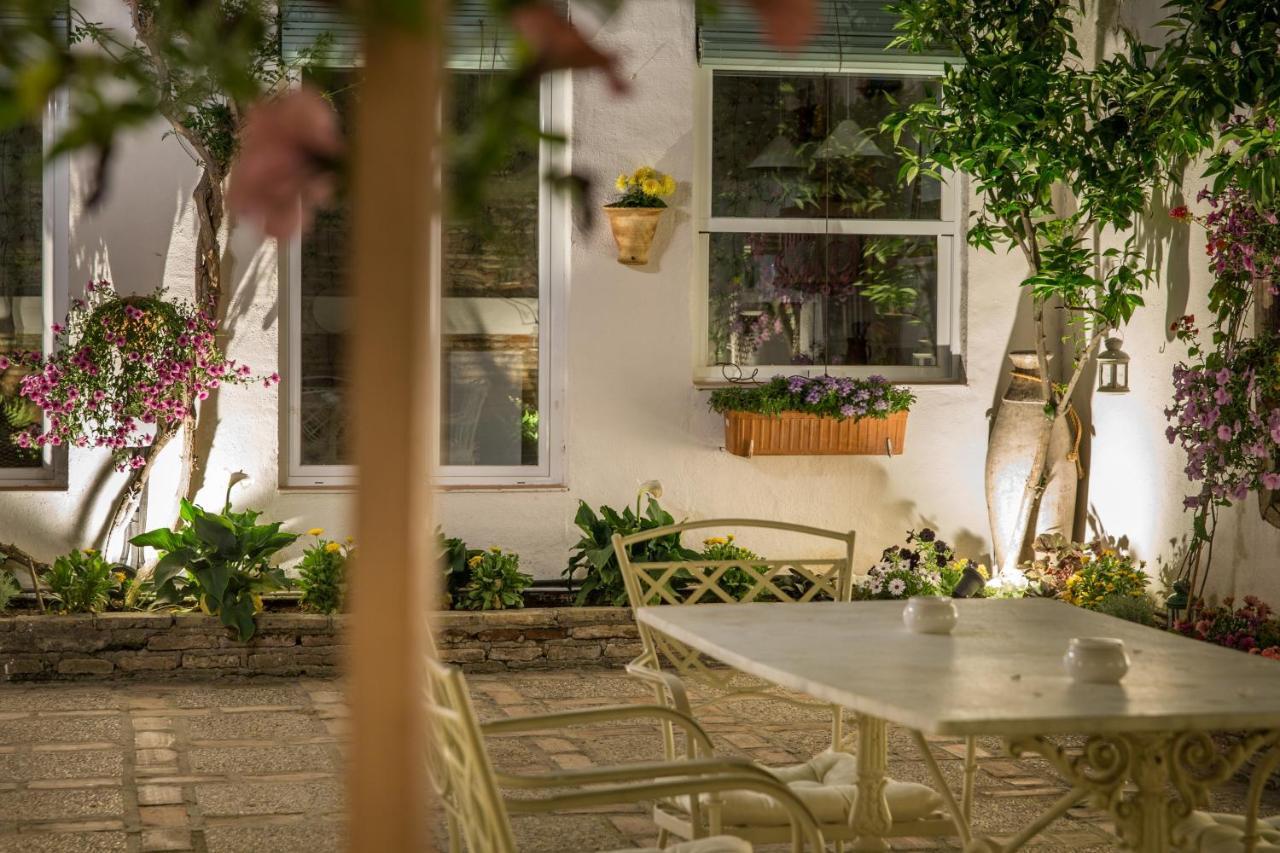 Patio Marquez Bed & Breakfast กอร์โดบา ภายนอก รูปภาพ