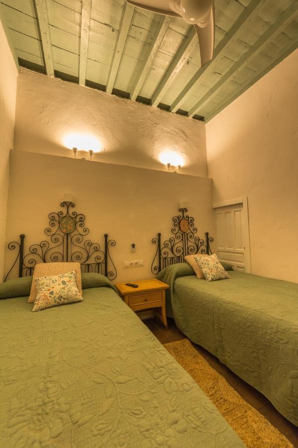 Patio Marquez Bed & Breakfast กอร์โดบา ภายนอก รูปภาพ